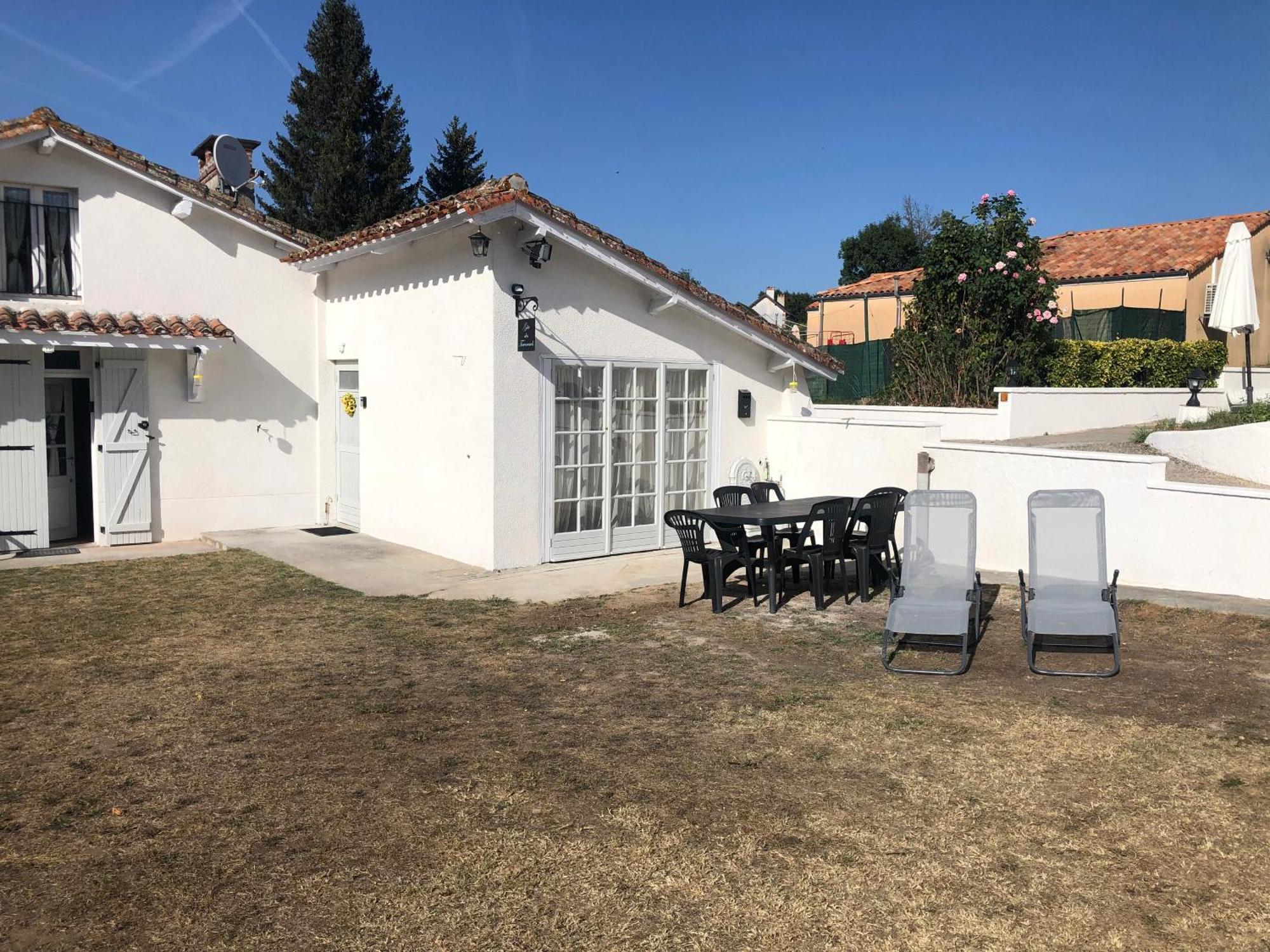 Des Tournesols Holiday home *